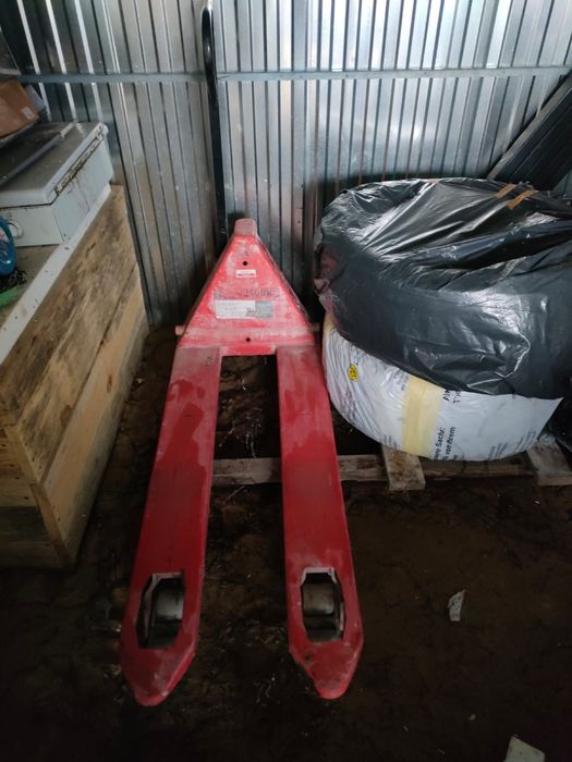 Wozek paletowy WRU 1150