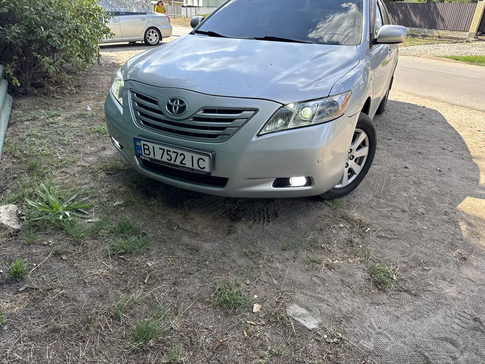 Продам toyota camry 40 2.4 газ/бензин
