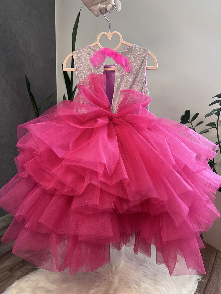 Святкова сукня, пишна сукня, Barbie сукня, плаття