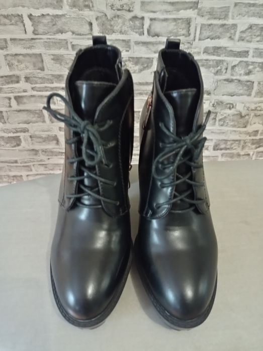 Ботинки женские" T.Taccardi", р.40, натуральная кожа