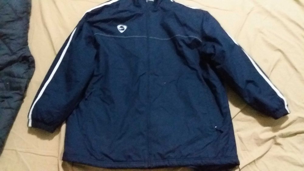 Куртка чоловіча на синтепоні-зима-Nirvana-4XL;Nike-нова-XXXL/60