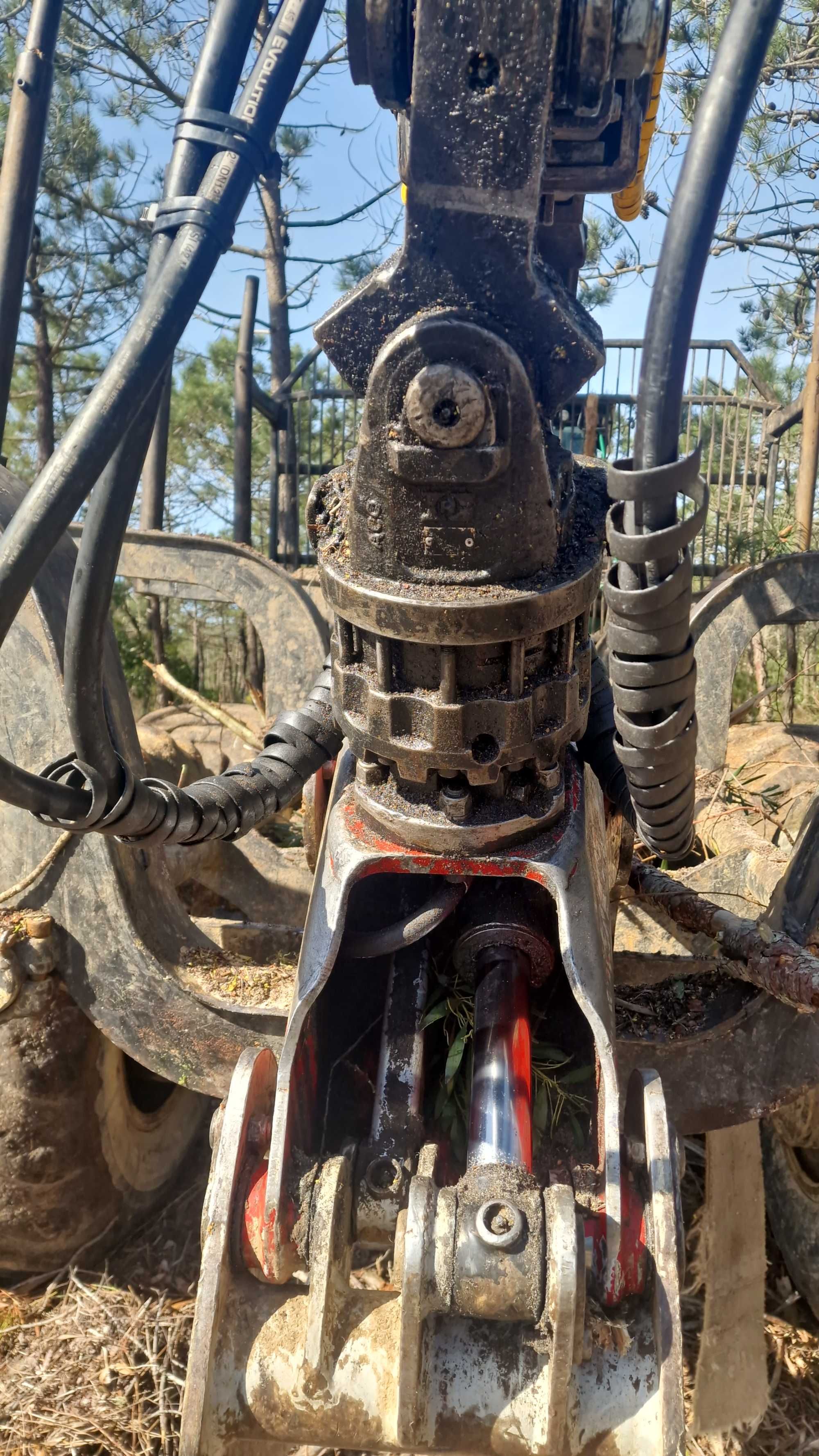 Vendo timberjack 1410b