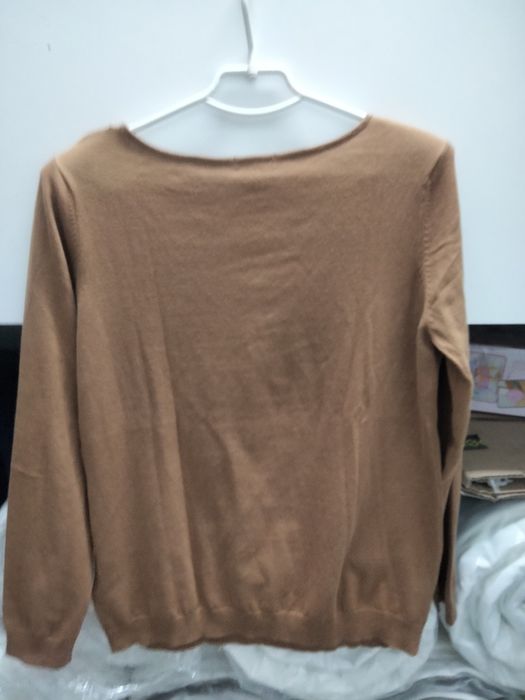 Светр жіночий фірми H#M