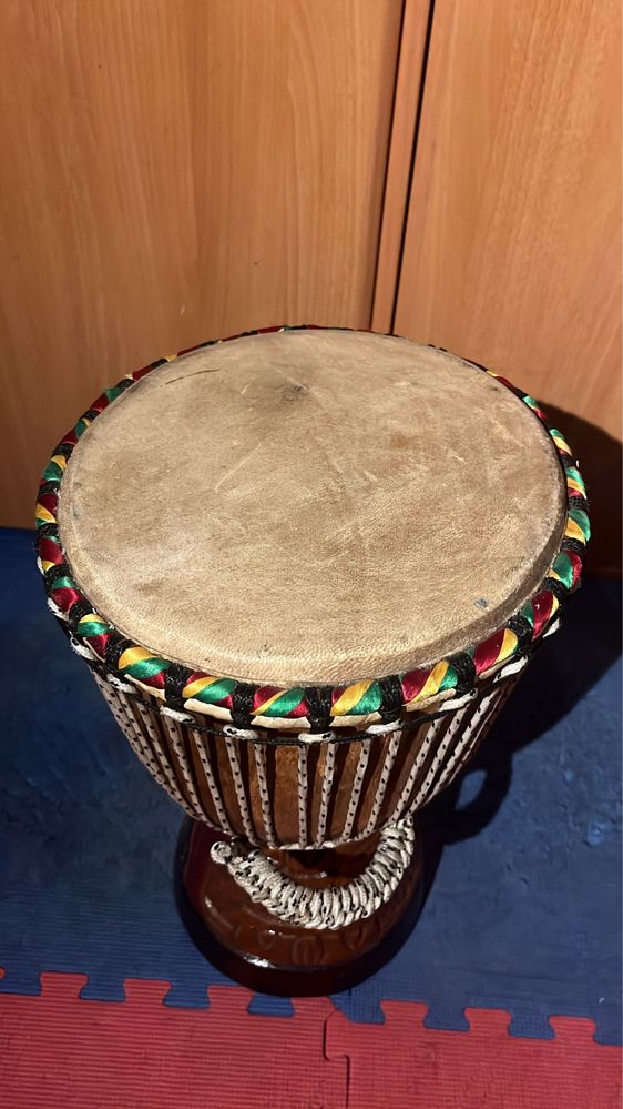 Tambor Africano 49cm x 29 cm