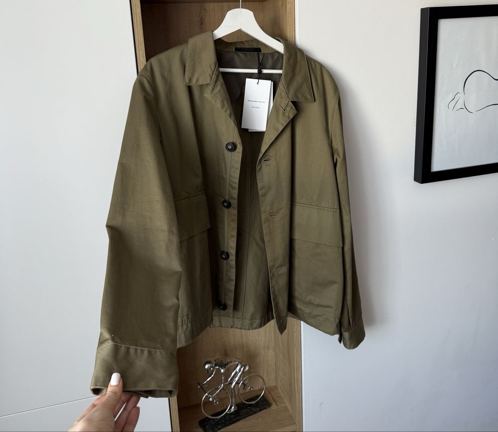Вкорочений тренч Massimo Dutti Studio