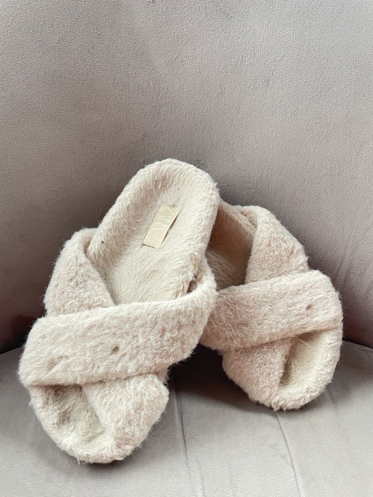 Zara kapcie, klapki pudrowy róż roz.30