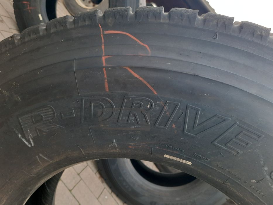 315/80r22.5 BRIDGESTONE