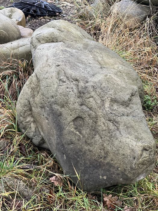 Продам великий річковий камінь для декору