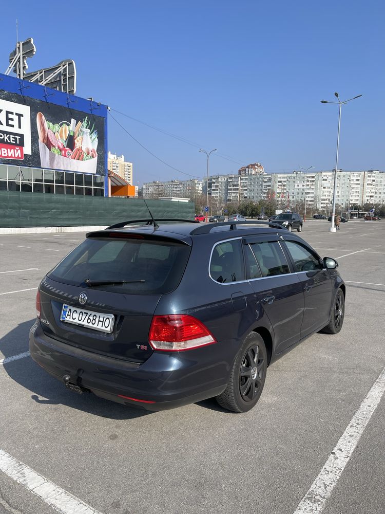 Volkswagen Golf 1.4 tsi