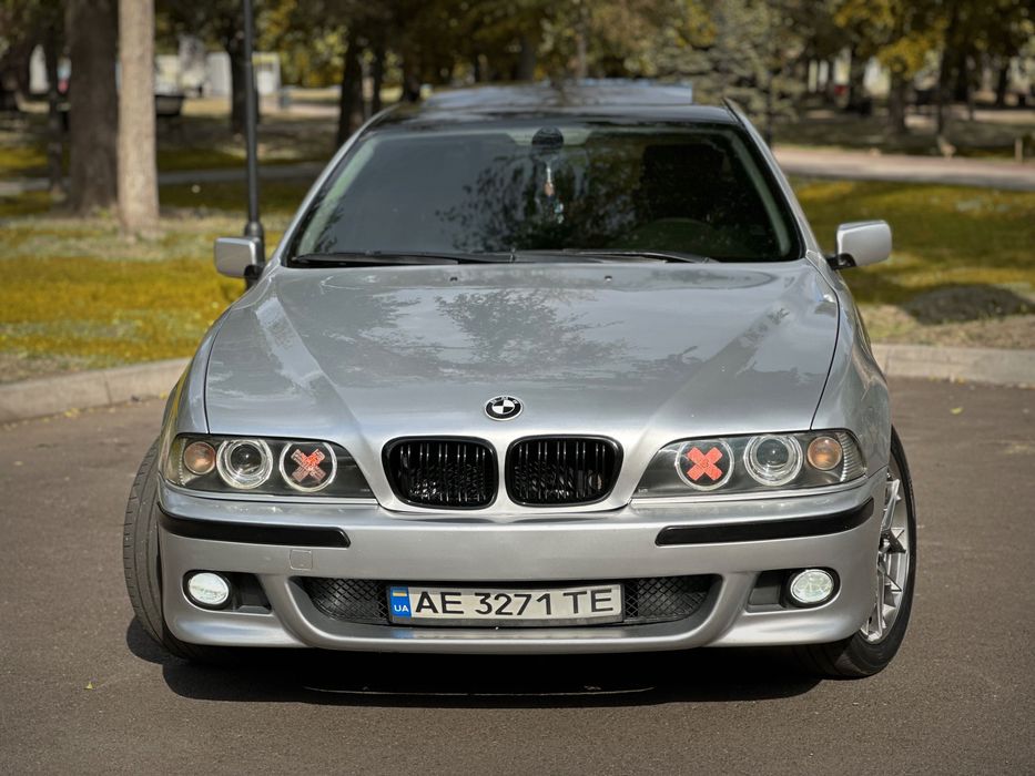 BMW E39 528i МКПП