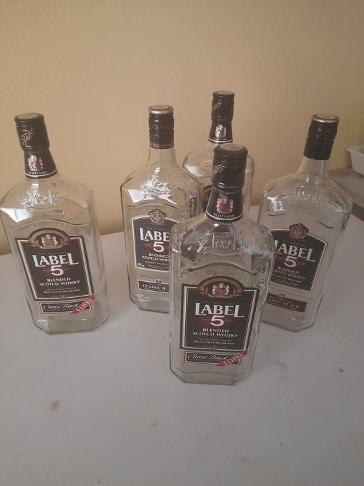 Garrafas vazias de litro