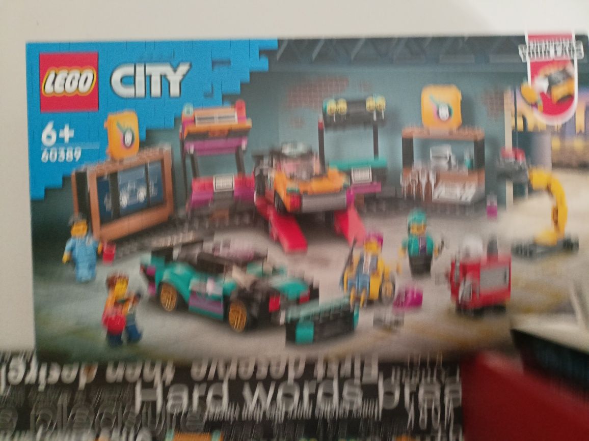 Zestaw LEGO City Warsztat samochodowy 60389