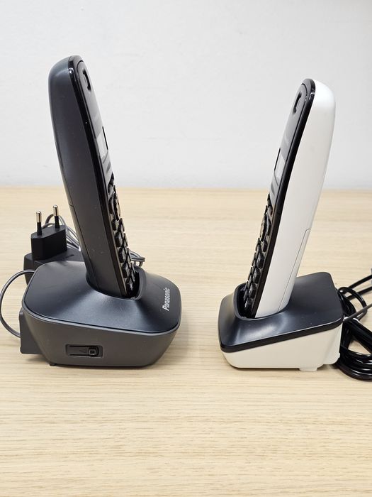 Conjunto 2 telefones sem fios Panasonic KX-TGA161EX