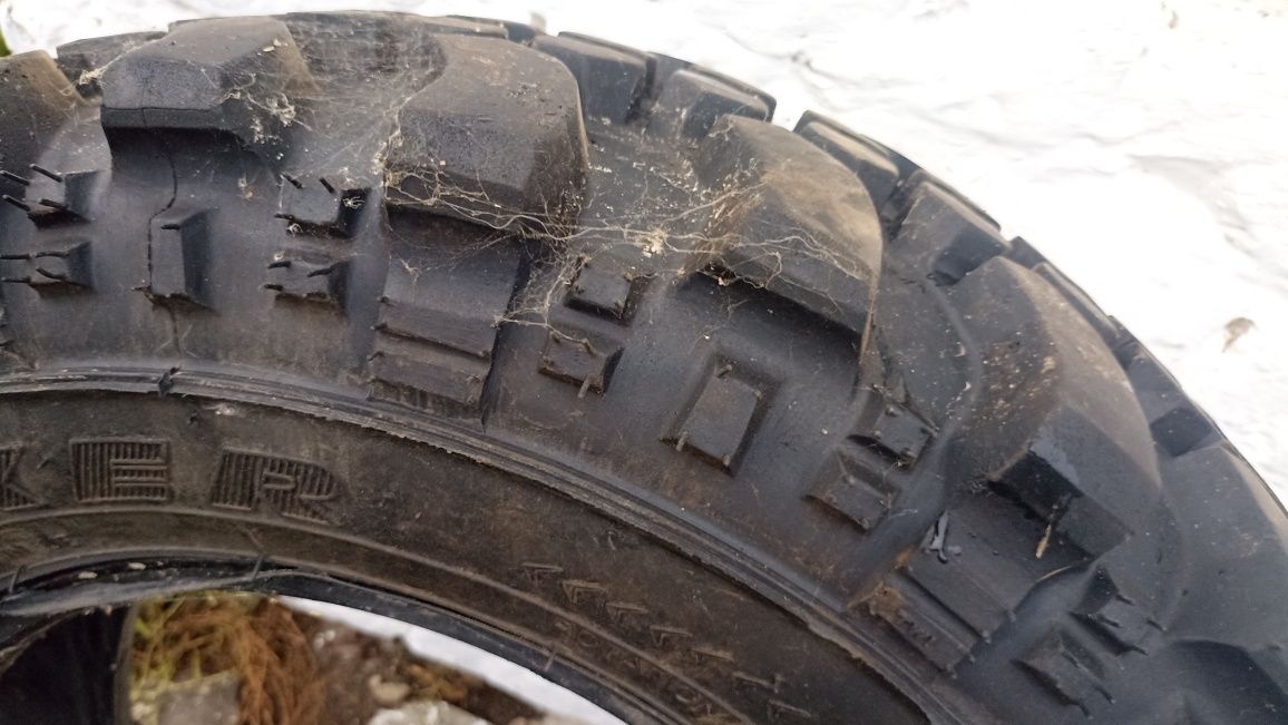 Opony trekker 215/75 r16