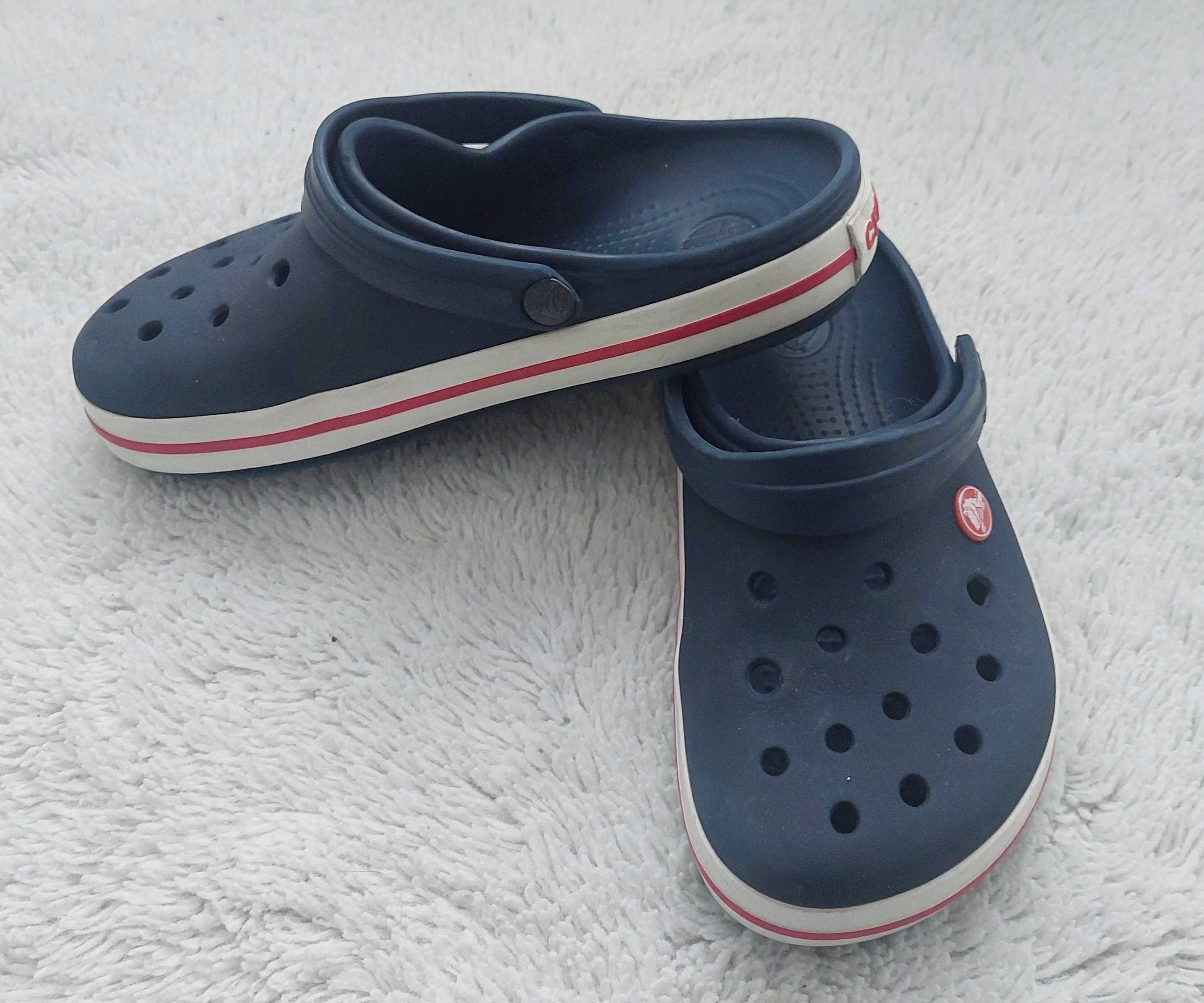 Crocsy granatowe 37-38