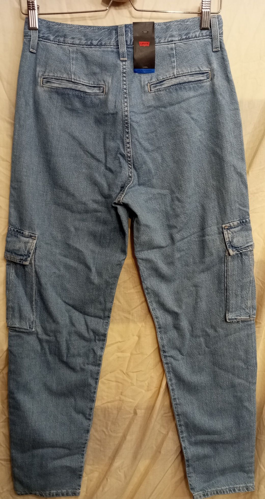 Nowe spodnie Jeansowe Levi's 25/28