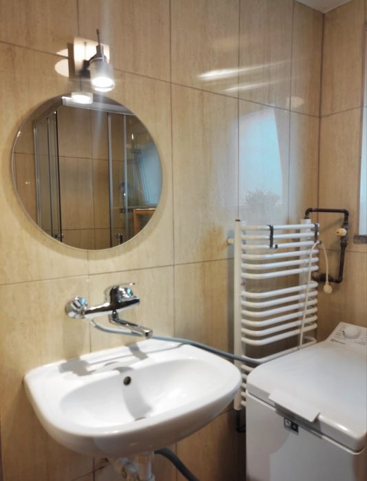 Przytulny pokój na Karłowicach – z osobnym wejściem!