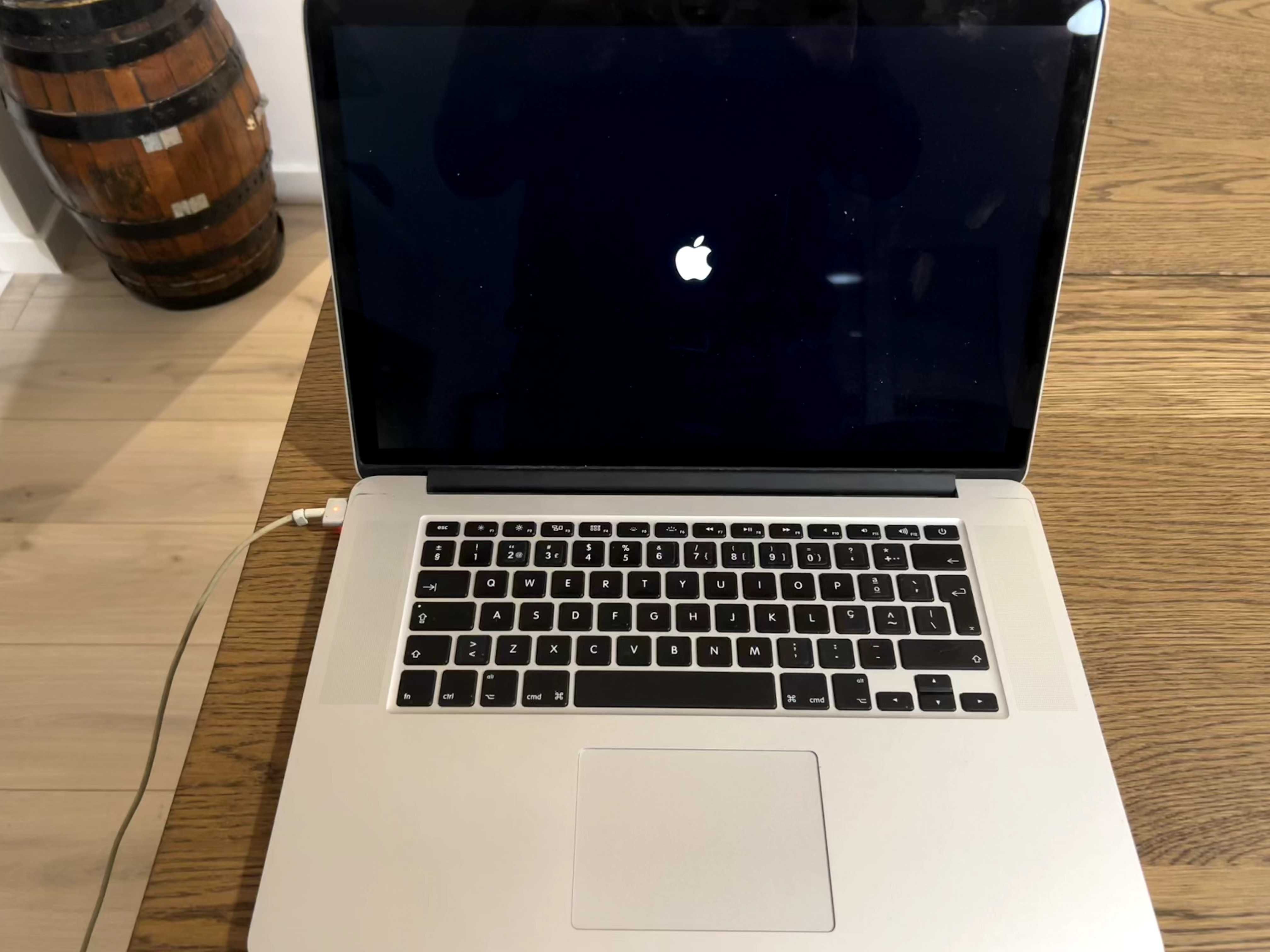 macBook Pro (Retina 15 polegadas, meados 2015)