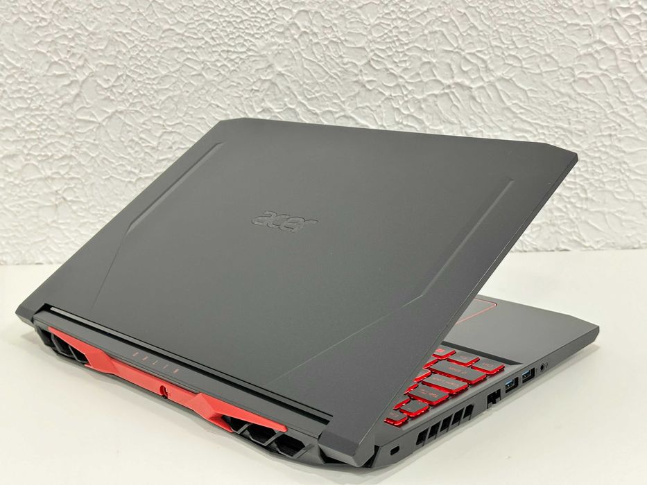 Ігровий Acer NITRO 5/15.6/4(8)ядра i5-10300H/16Gb/256gbSSD+1TB/GTX1650
