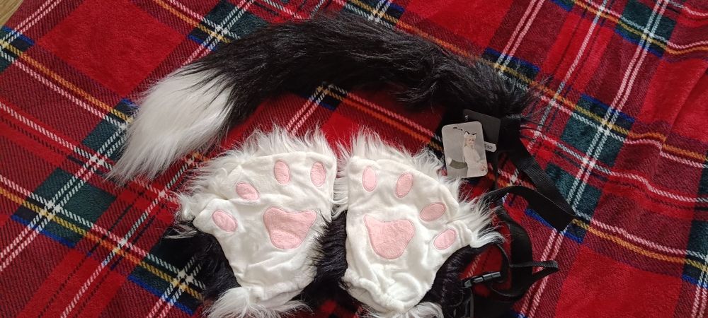 Хвіст і лапи для квадробера