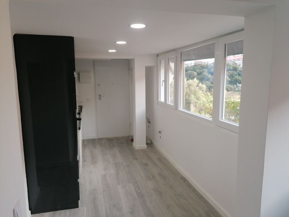 T1 - Caneças - totalmente remodelado - a estrear