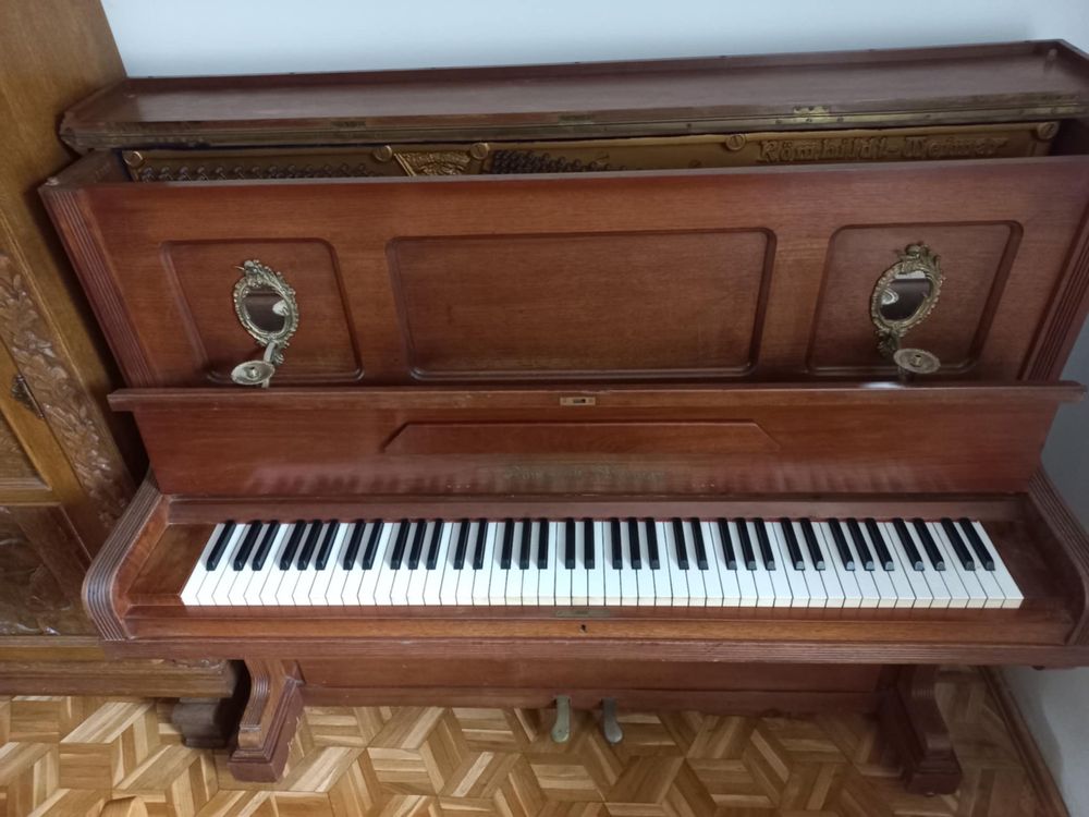 Pianino Romhild Weimar sprawne antyk