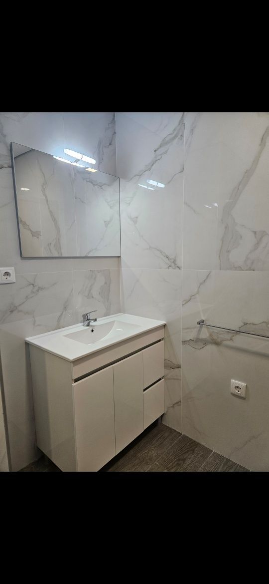 Alugo t2 no centro de Cinfães