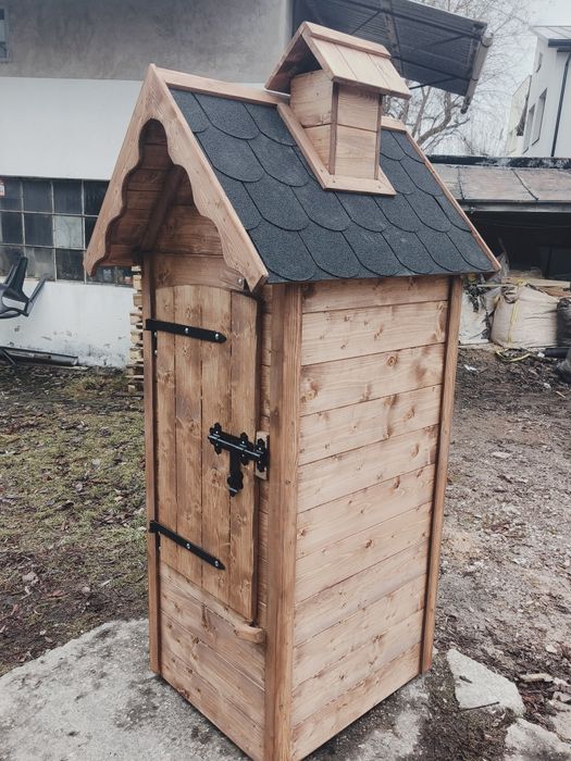 Wędzarnia drewniana.Podwójne ściany, komora olchowa..