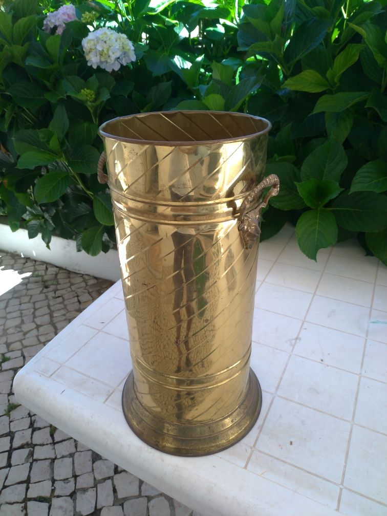 Porta chapéu de chuva em latão