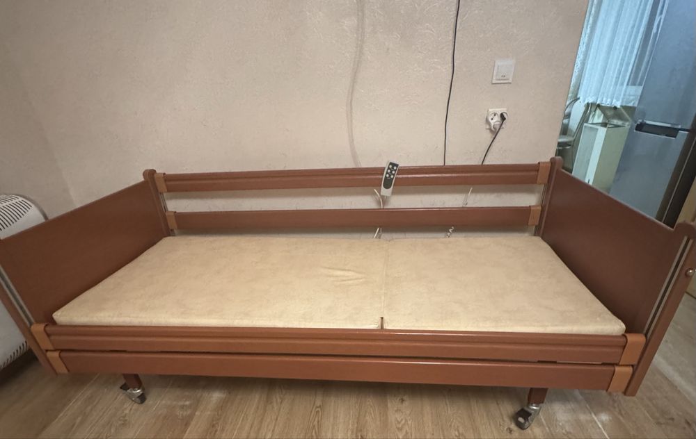 Ліжко багатофункціональне