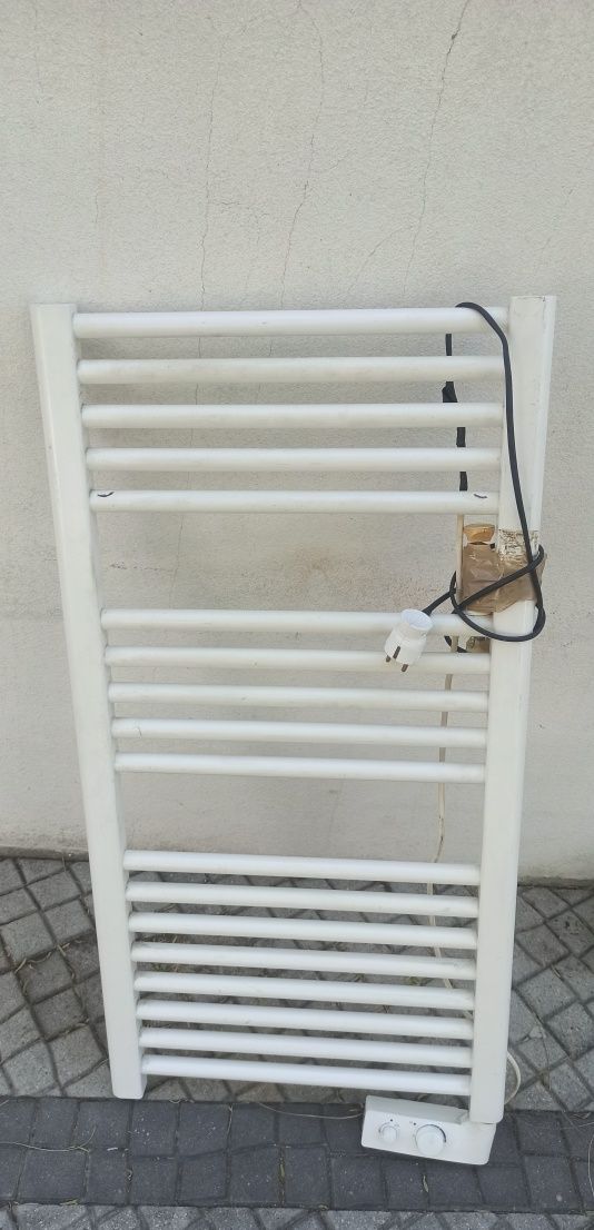 Toalheiro Eléctrico