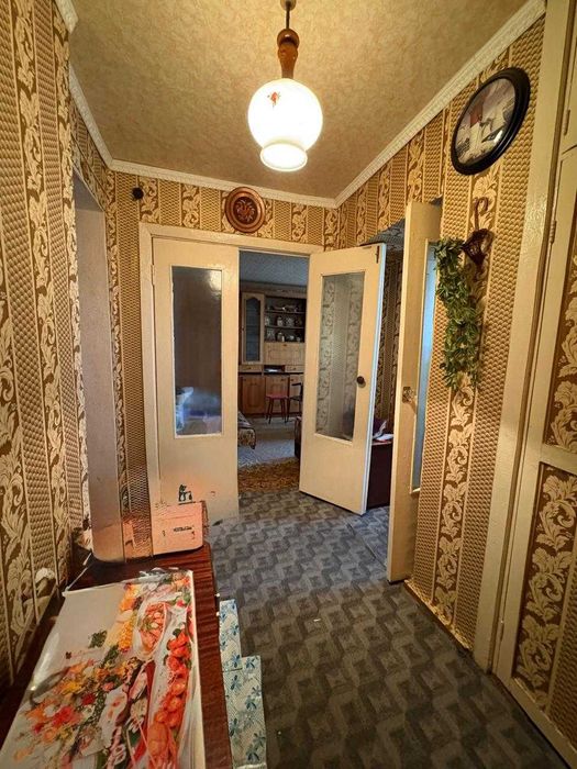 Продається 3-кімнатна квартира з автономним опаленням у селищі Нове!