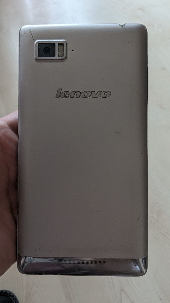 Телефон Lenovo K910L (на деталі)