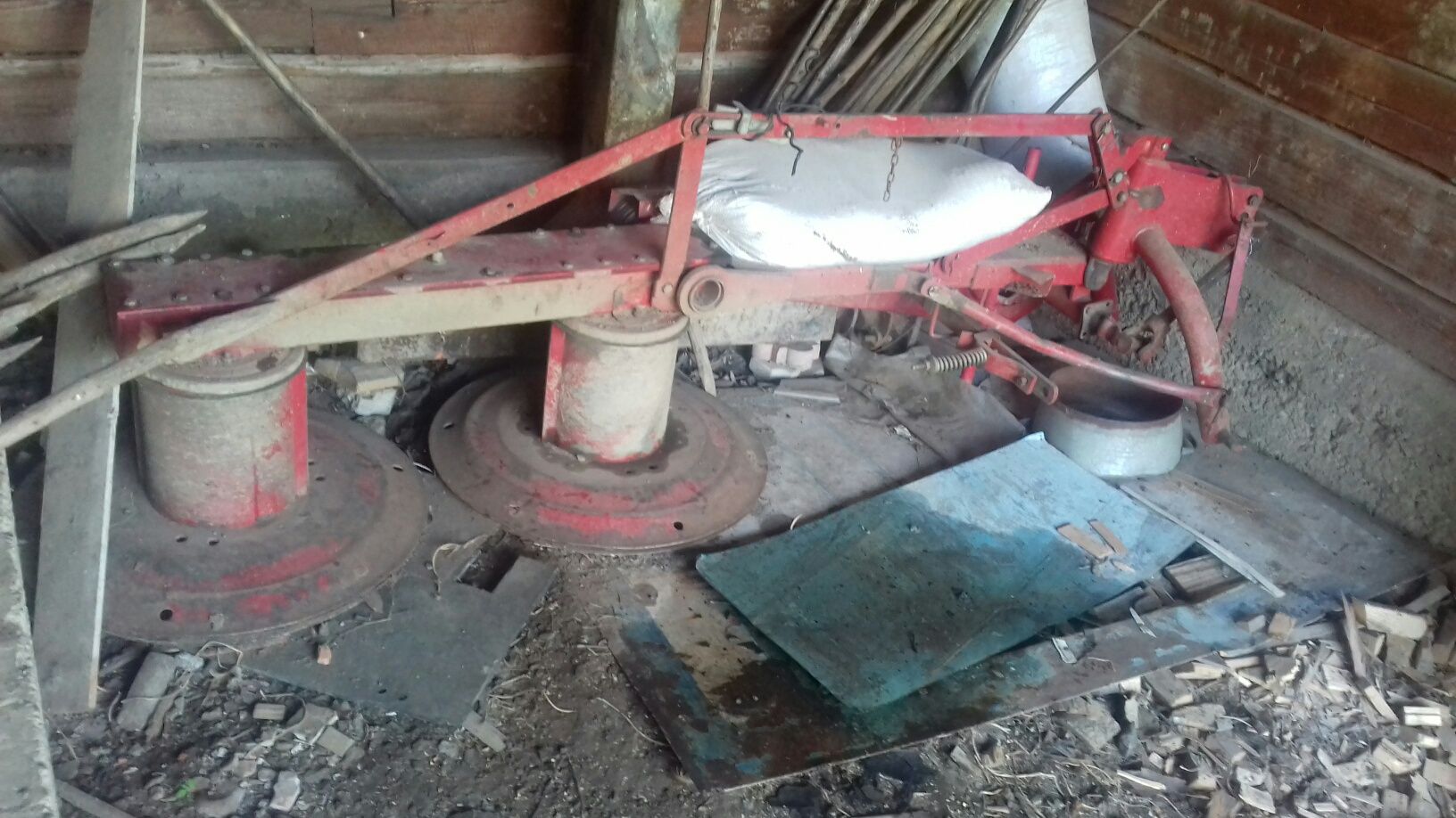 Продається косарка за Т40,польська косалка.