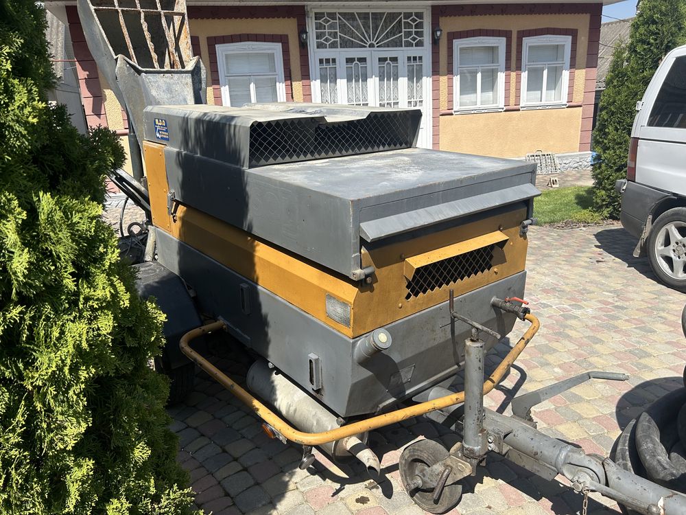 Пневмнонагнітач машинадля стяжки підлог Turbosol putzmeister brinkmann