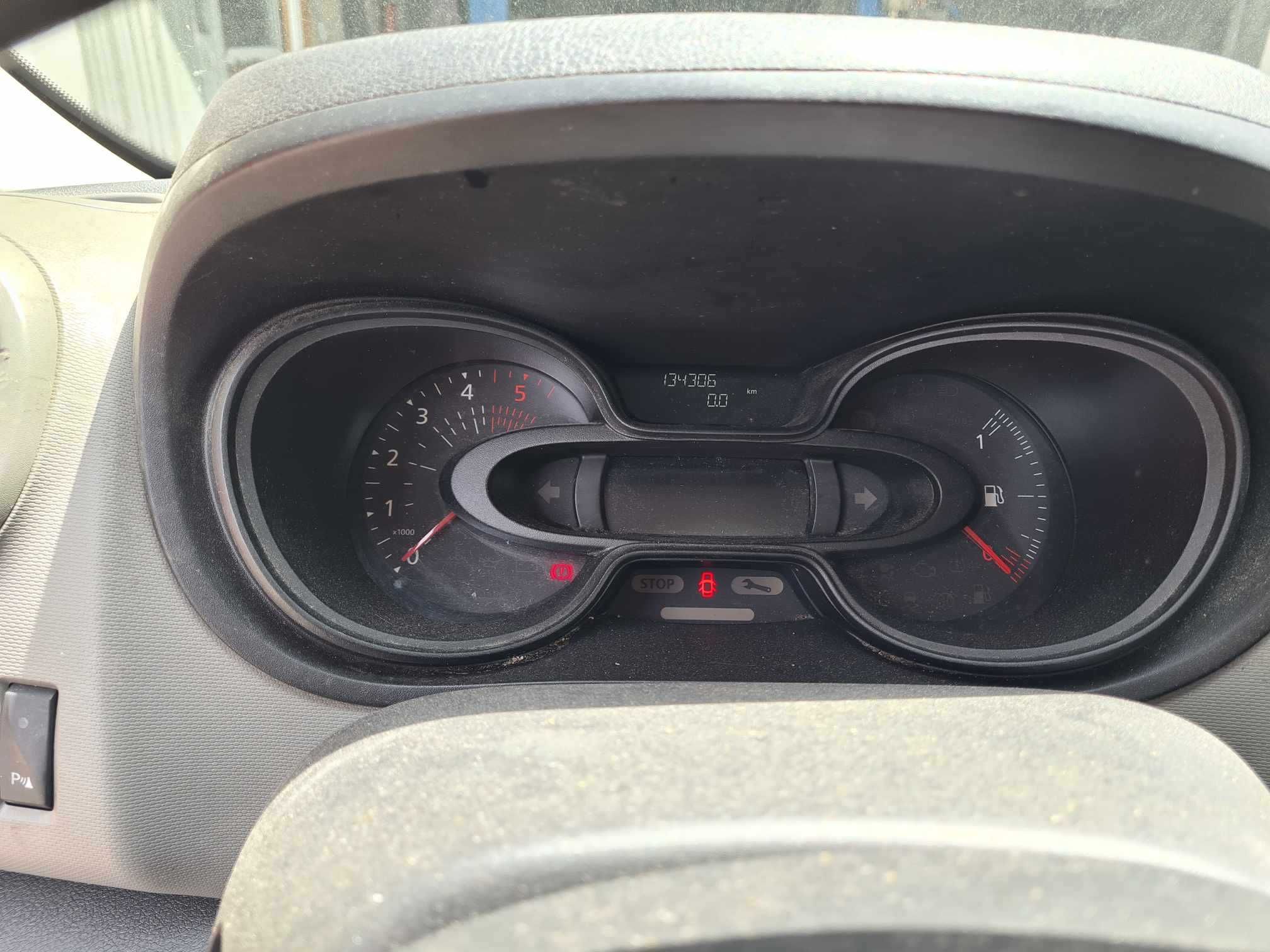 Renault Trafic 1.6Dci Longa 2018 Poucos KM