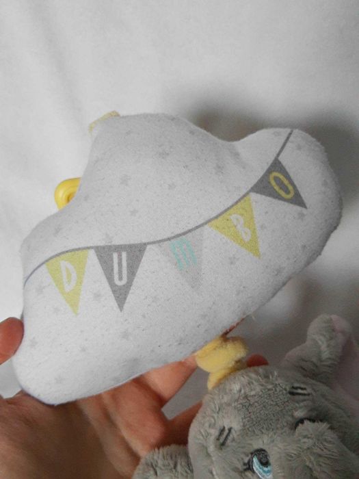 Maskotka Słonik Dumbo pozytywka Disney Baby dla niemowląt do kołyski