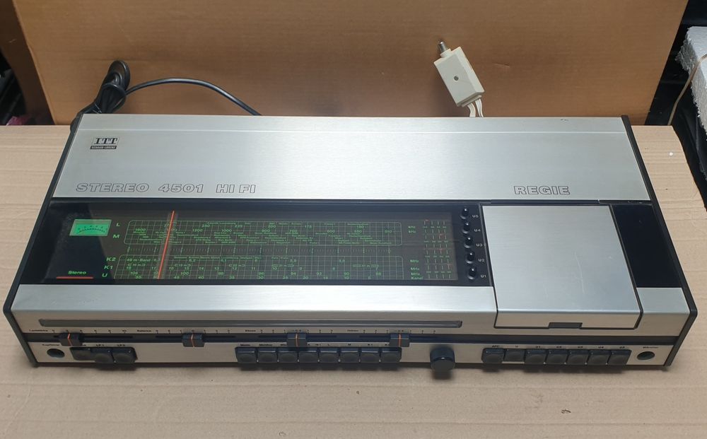 ITT Stereo 4501 HiFi ретро музичний центр (1975)