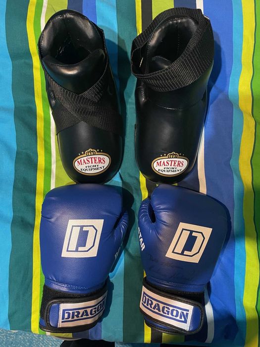 Rękawice + ochraniacze na stopy - 6-10 lat