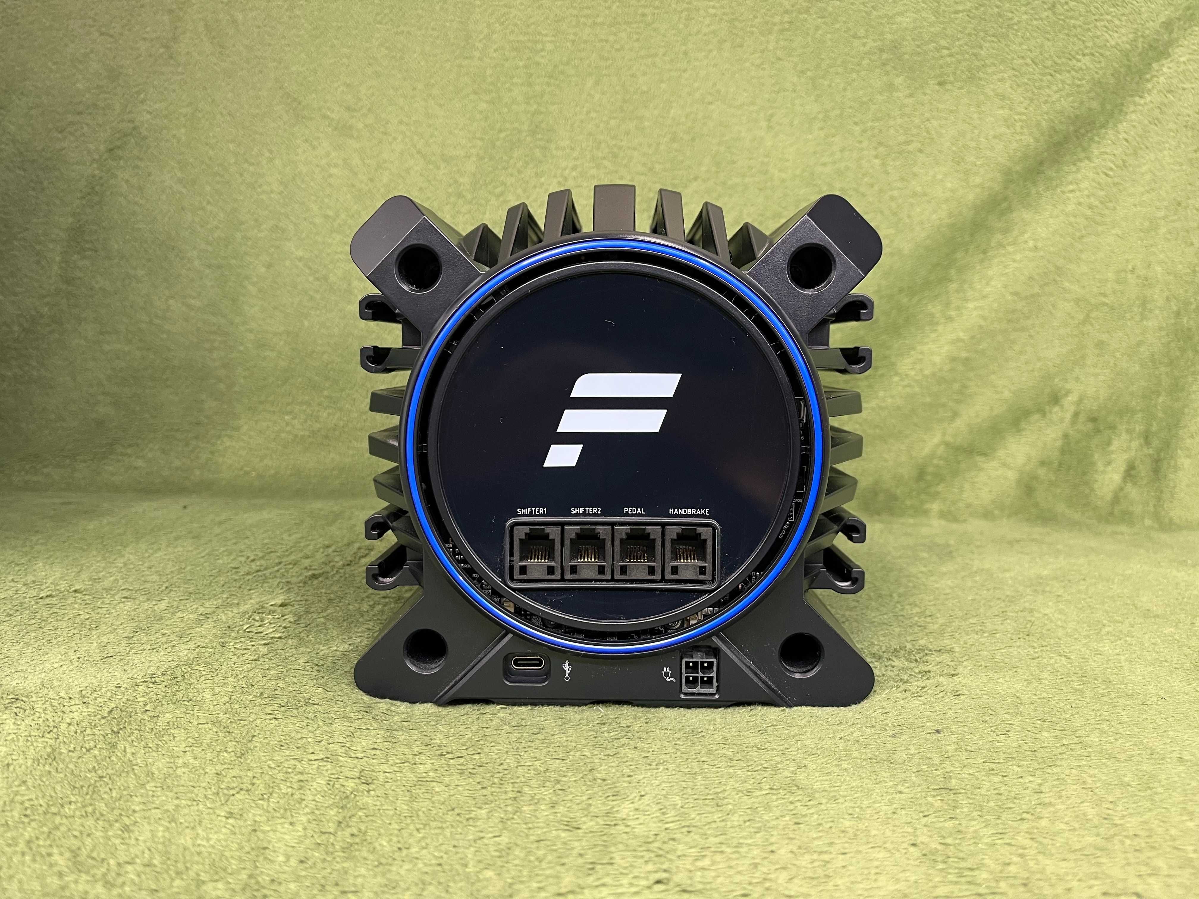 Ігрове кермно ЯК НОВЕ Fanatec Gran Turismo DD Pro (5 Nm) Ready2Race