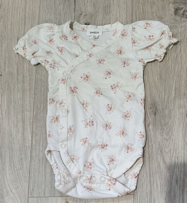 Body na krótki rękaw 62 Newbie