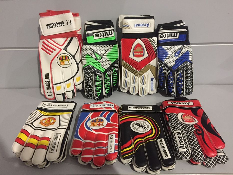 Вратарские футбольные перчатки Воротарські рукавиці 7,8,9