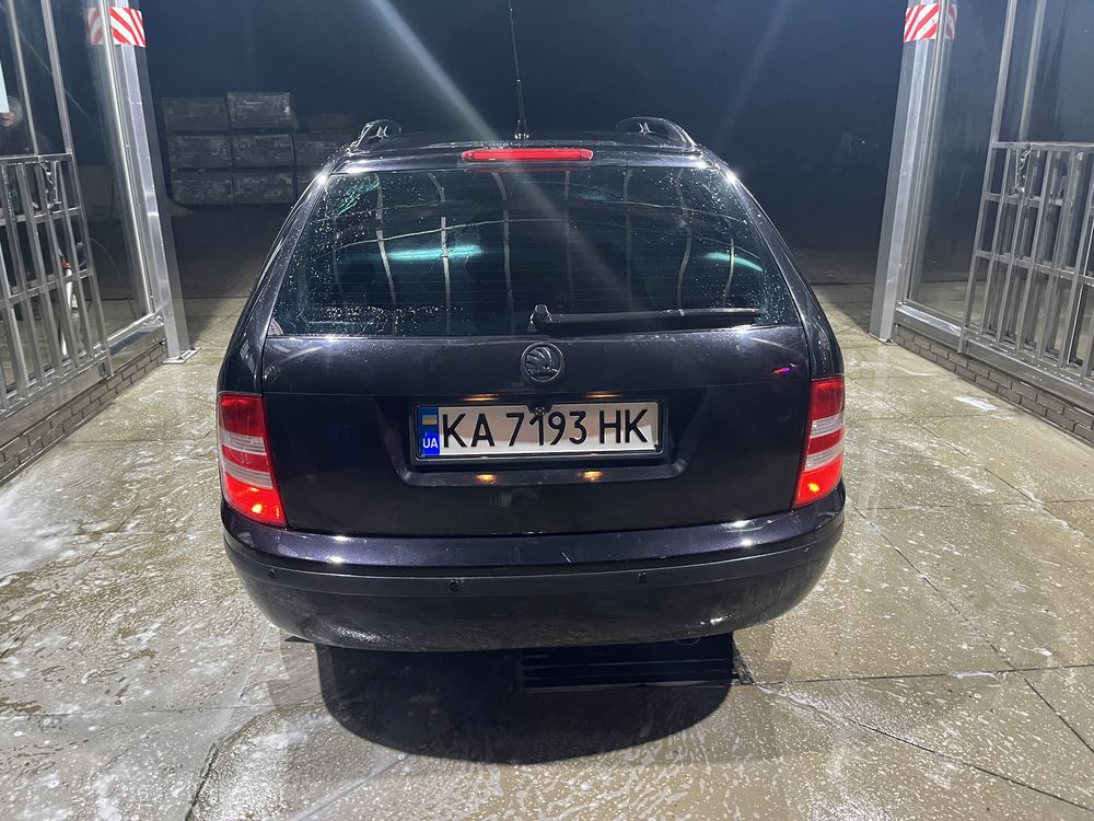 Skoda fabia 1.4 бензин