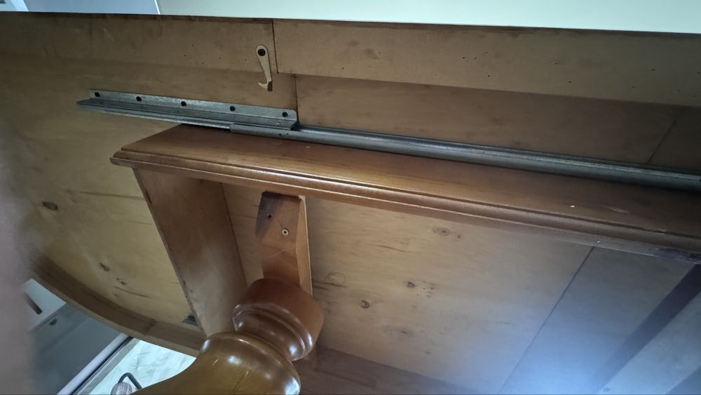 Duży stół stylowy