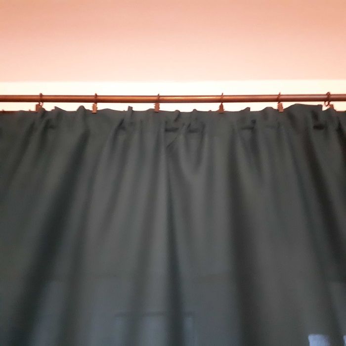 Zasłona gotowa 140x250 zielona butelkowa na taśmie,dwie sztuki,