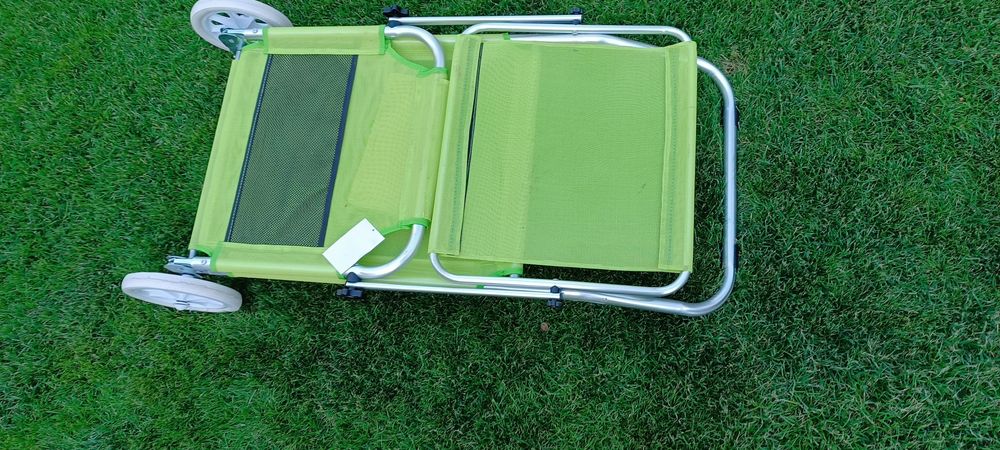 Leżak składany na kółkach jak nowy