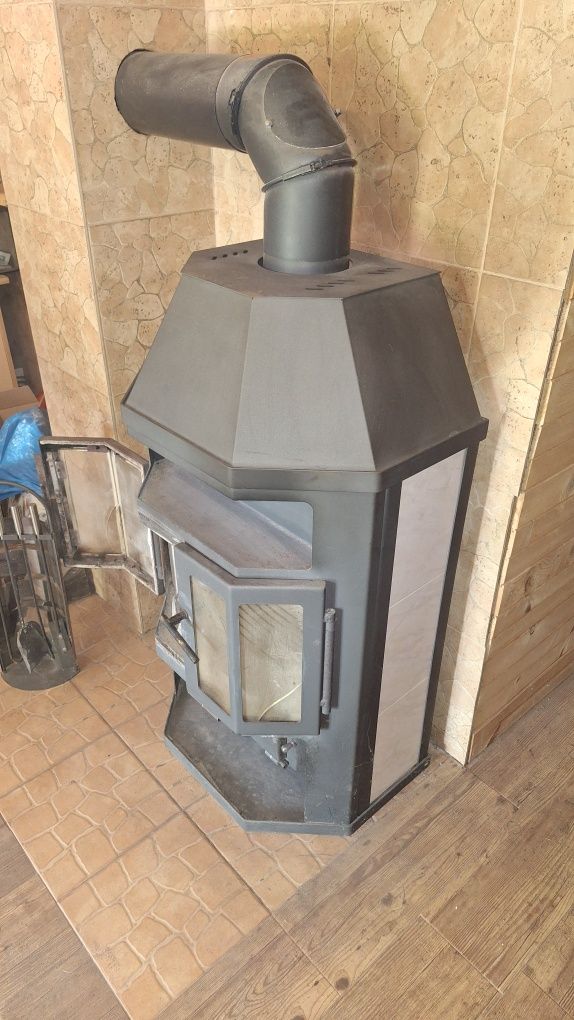 Kominek wolnostojący, koza, piec Zeus Grande Lux 14kW