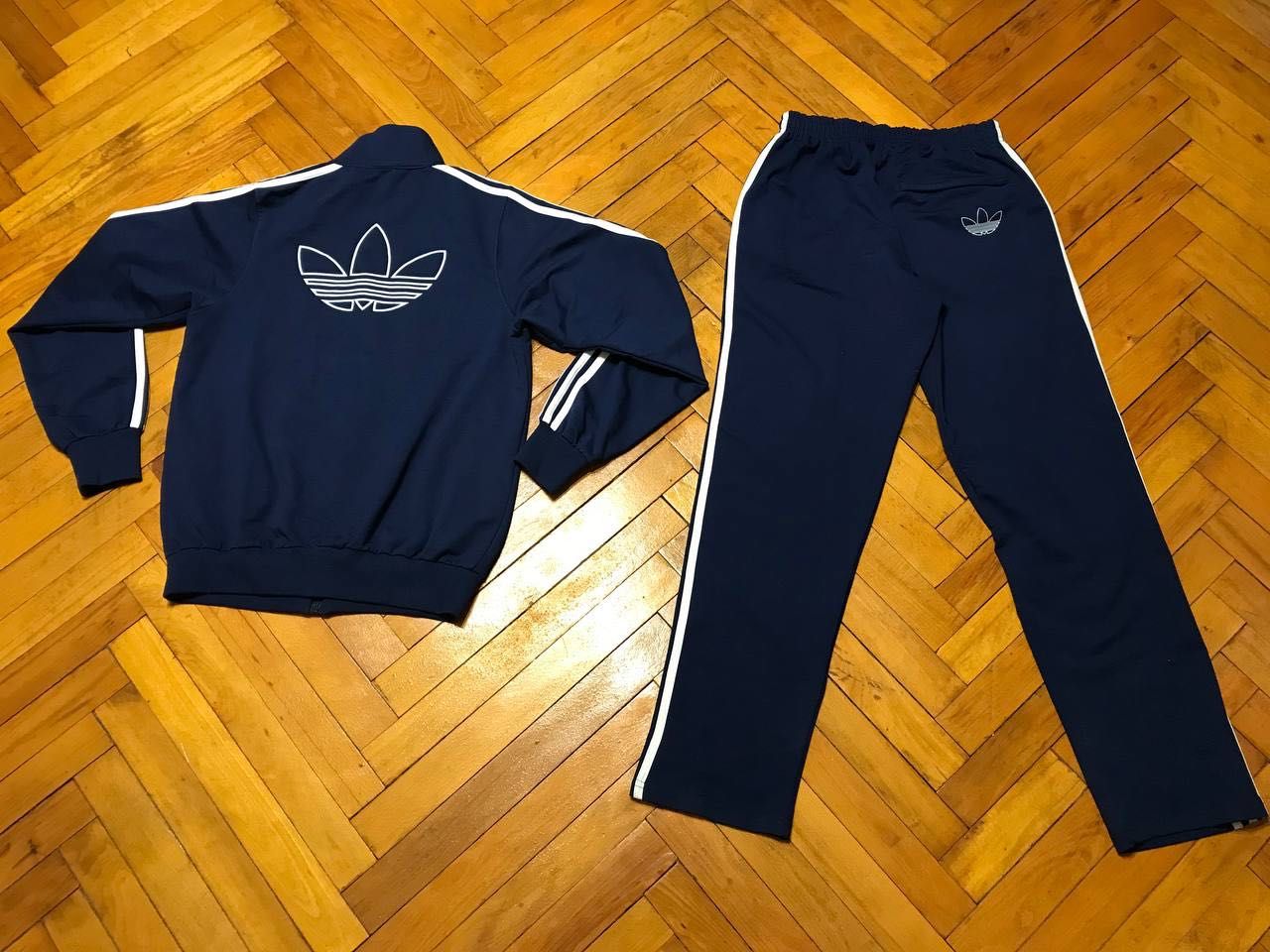 Спортивный костюм Adidas