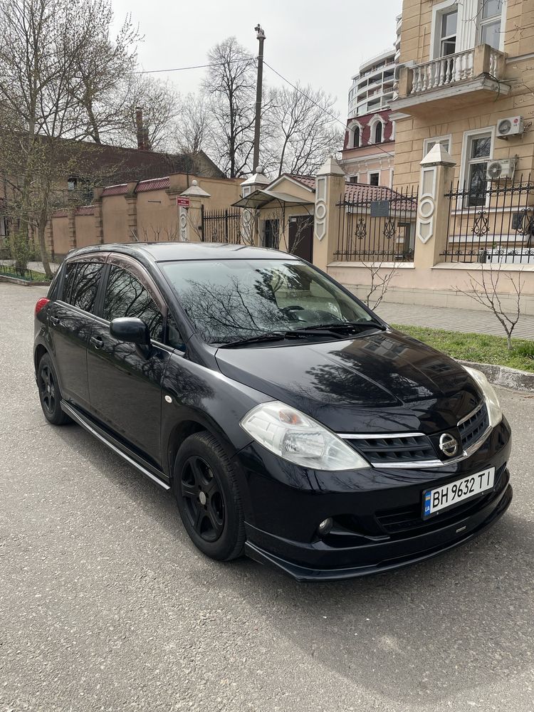 Nissan Tiida black СРОЧНО