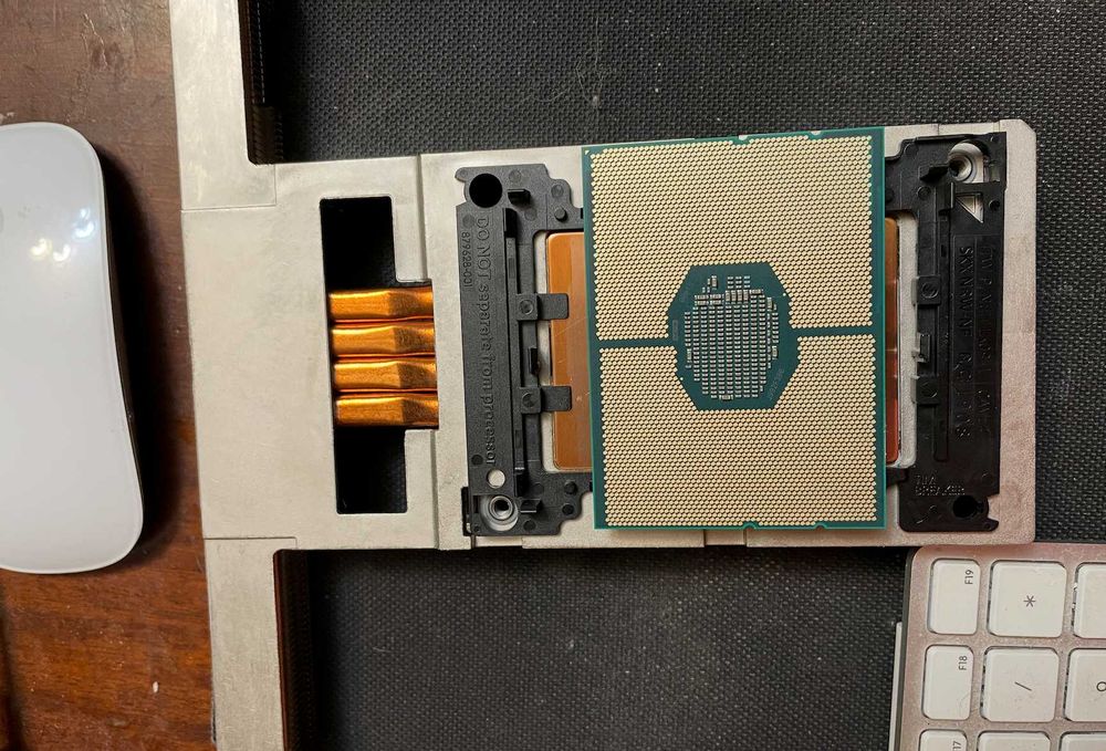 Процессор Intel Xeon Gold 5122  3.60GHz Turbo Speed: 3.7 GHz